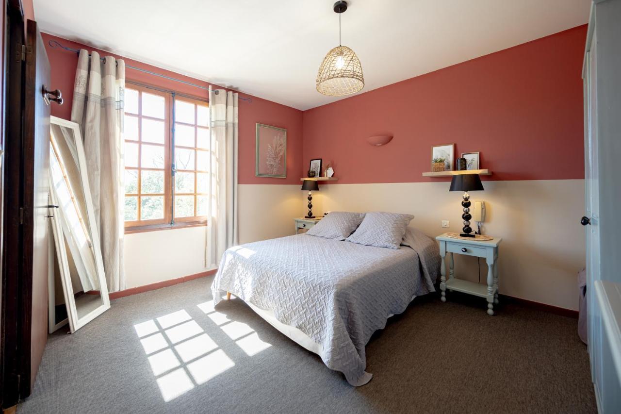 La Maison Du Rouge Gorge - Charmante Maison Climatisee Avec Piscine Pontevès Extérieur photo